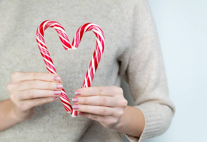 giving-candy-canes
