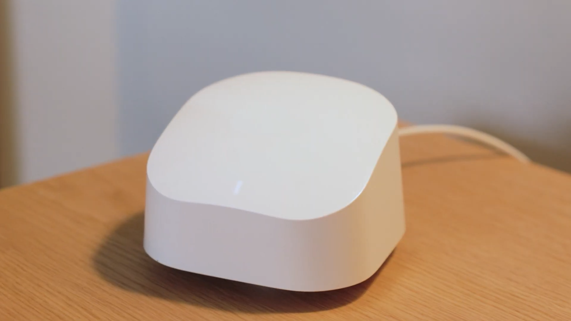 A Wi-Fi mesh node. 